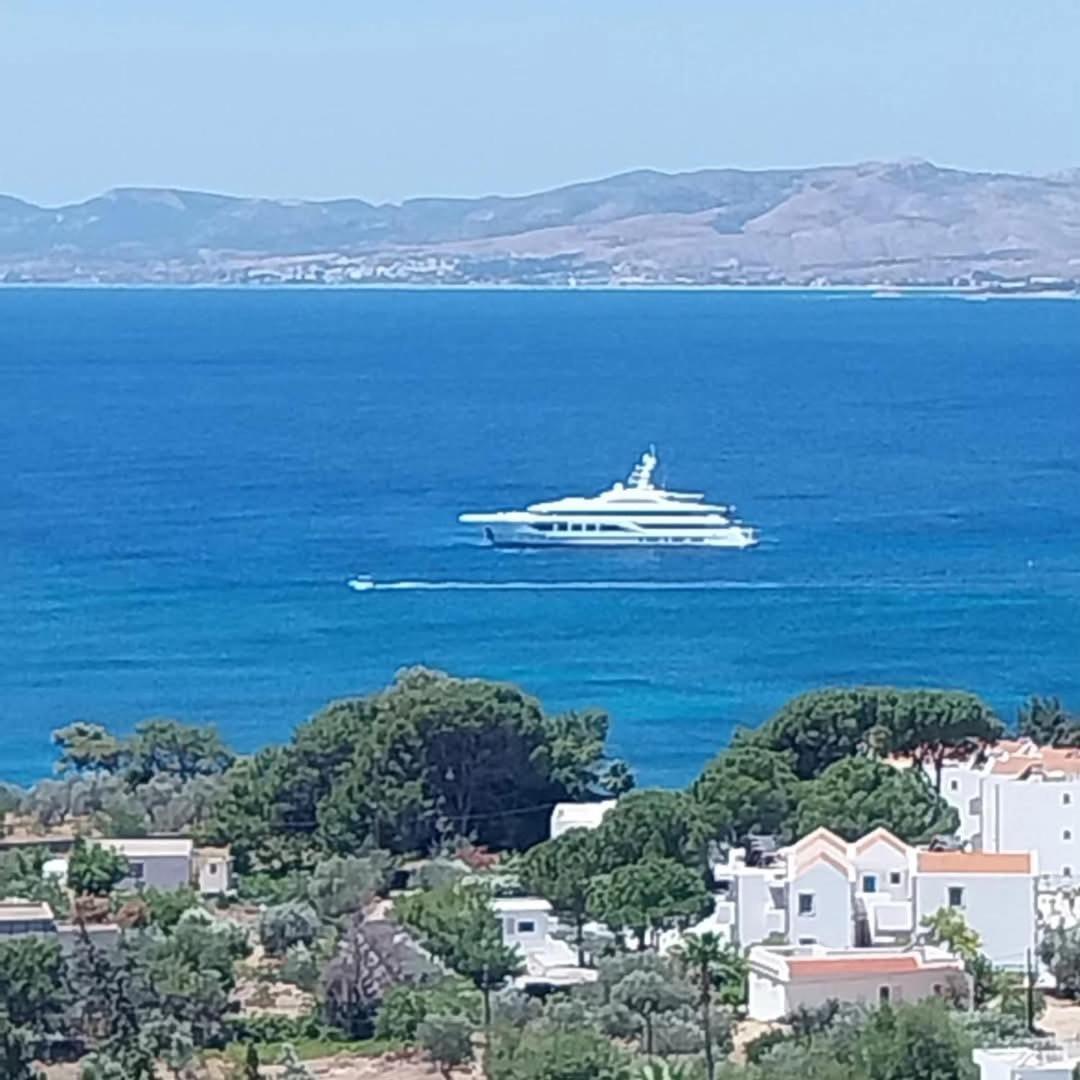 Ziakis 4* Pefki