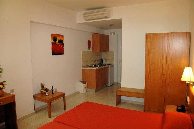 Leilighetshoteller Lindos Nest 4*